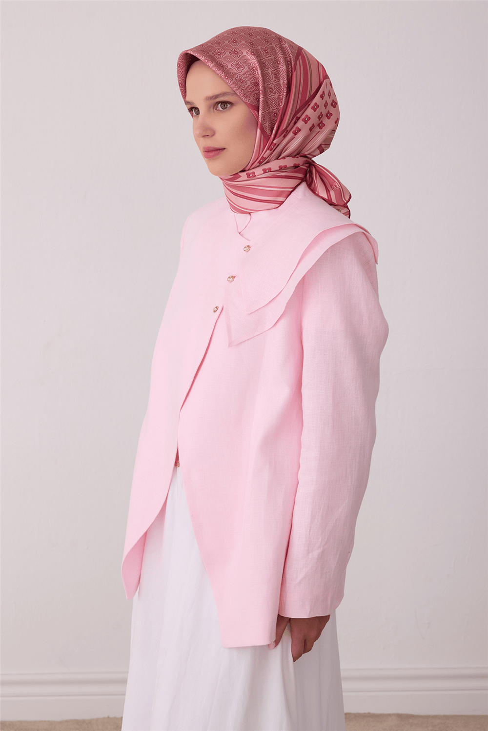 Pembe Geometrik Desen %100 Twill İpek Eşarp 4423-04