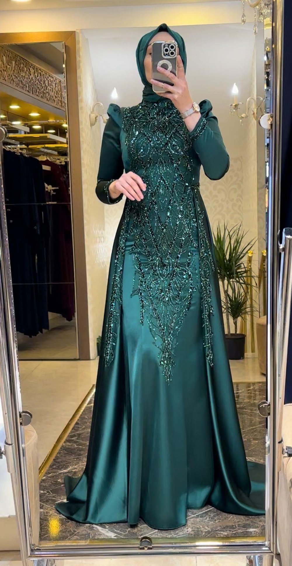 Pınar Şems Neslihan Abiye
