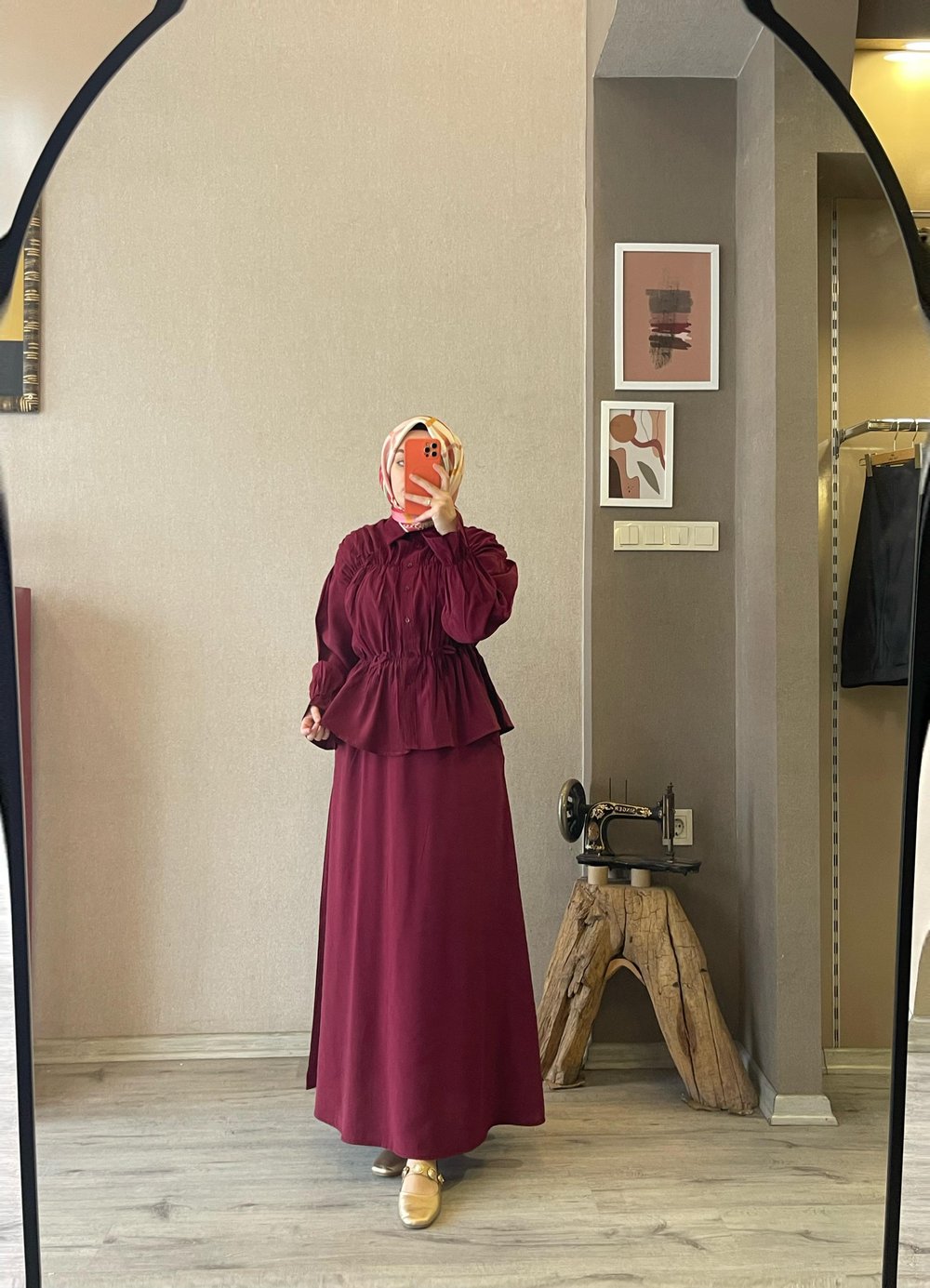 Kurdeleli bordo etekli takım 1068