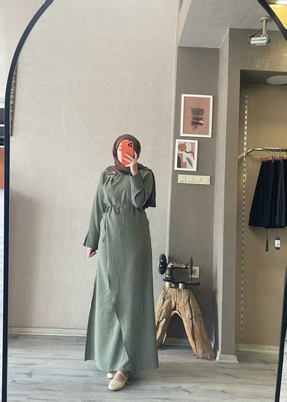 Toka detaylı yeşil elbise - 1081