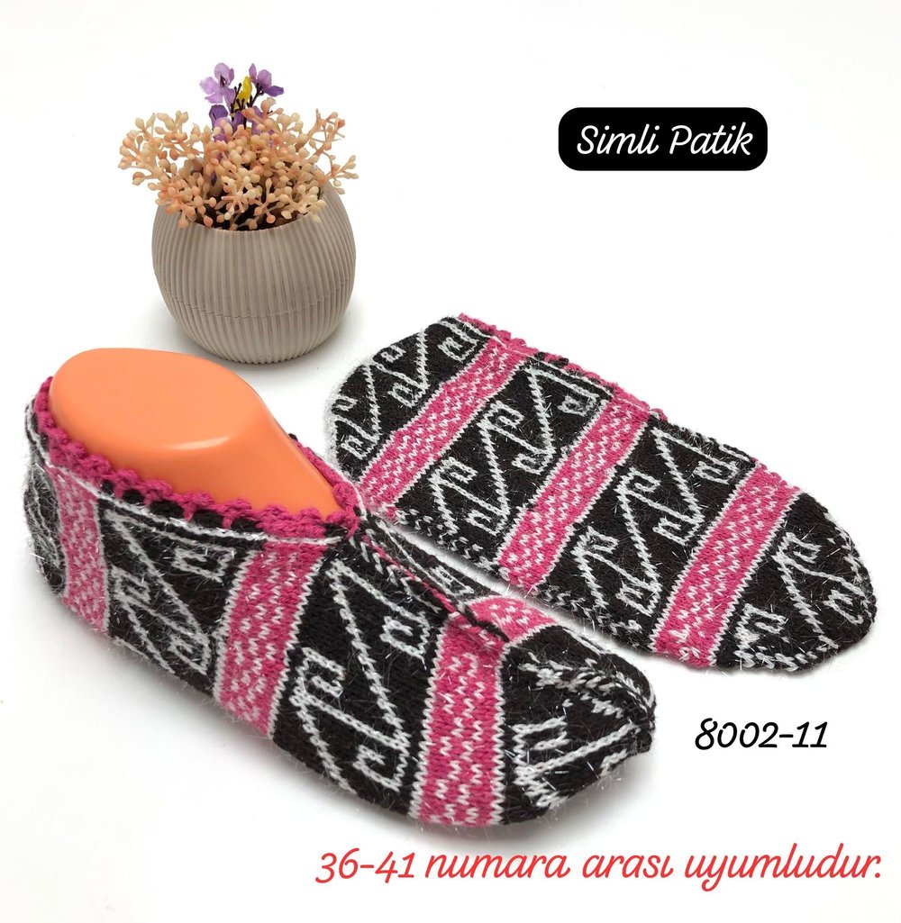 8002 Desenli Simli Patik