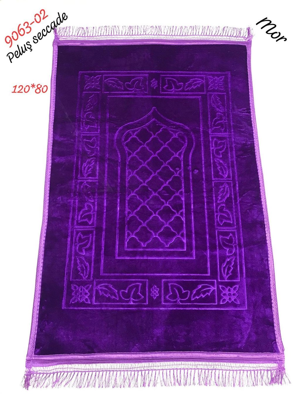9063 Peluş Seccade