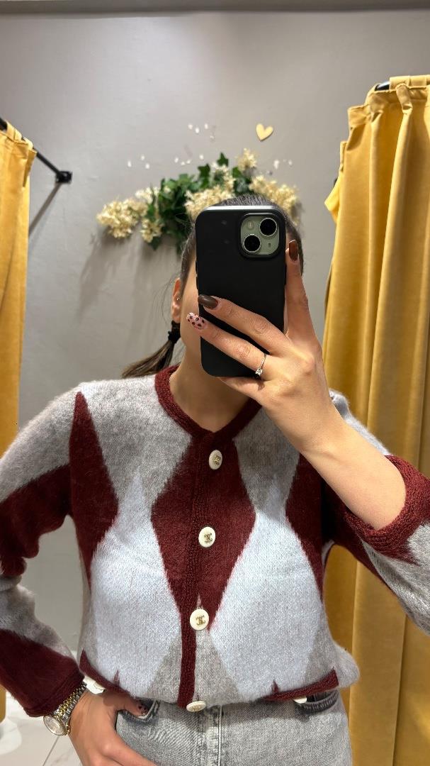 BORDO-GRİ HIRKA