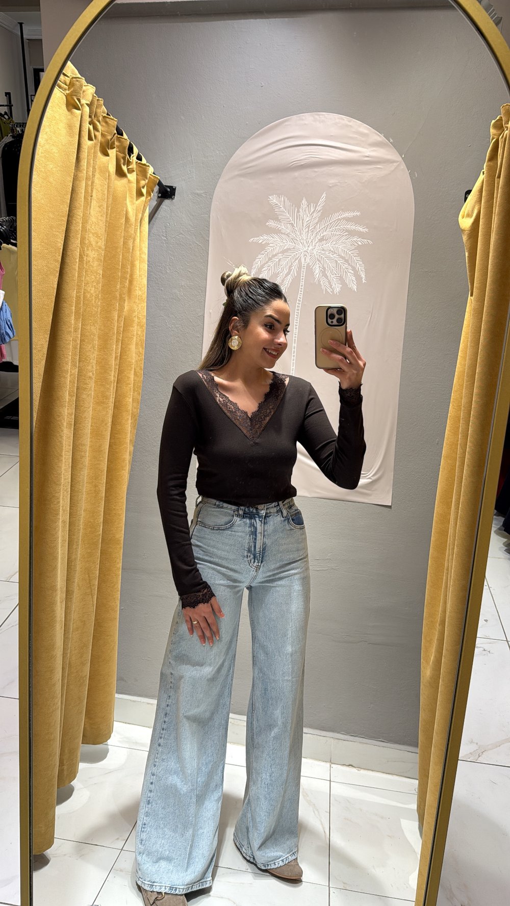 BLUE JEAN