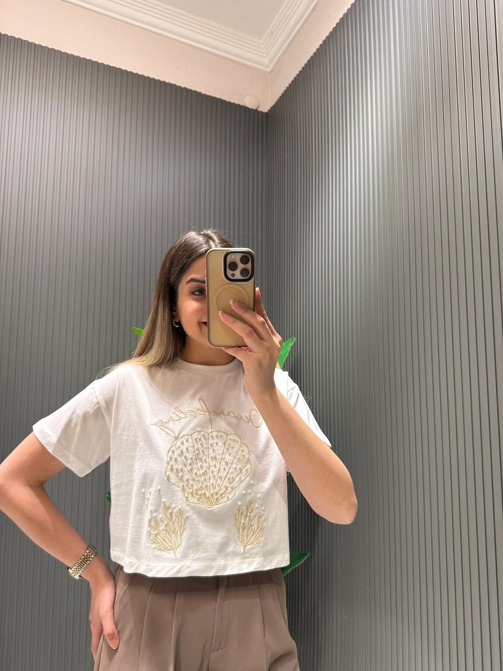 İNCİLİ CROP 