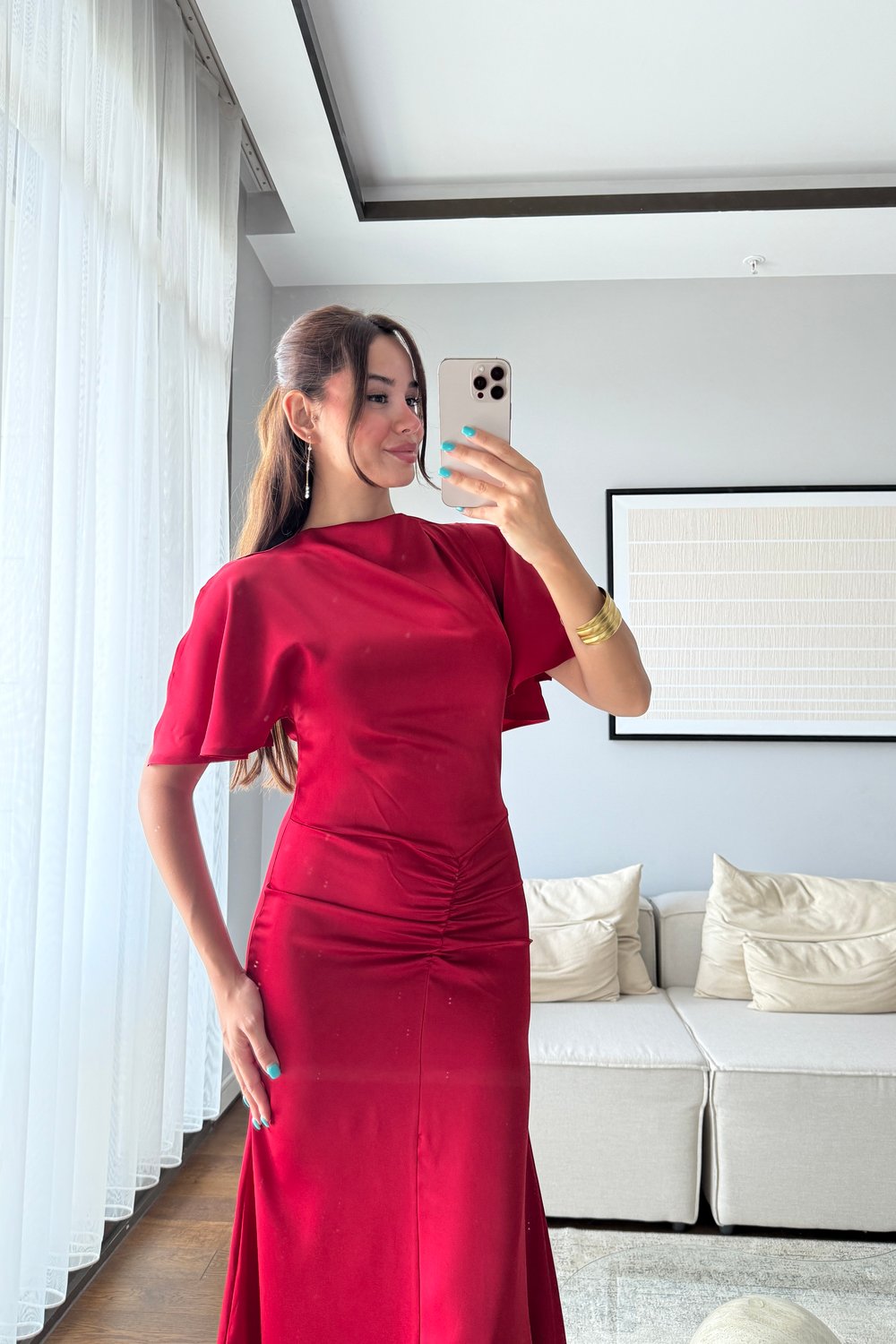 DRAPELİ UZUN SATEN ELBİSE