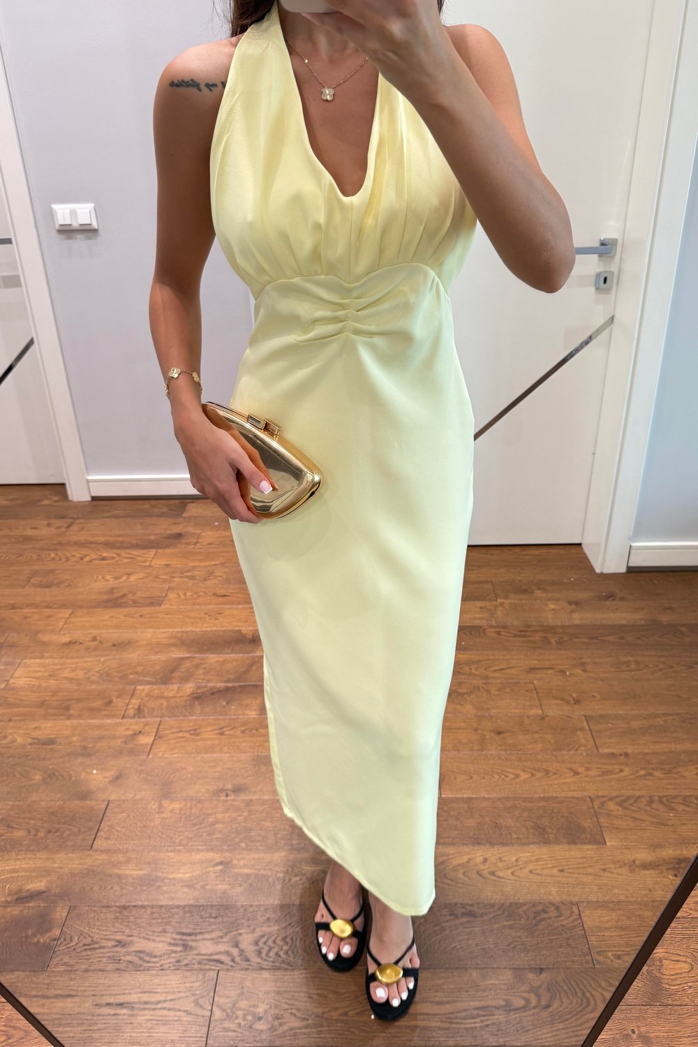 HALTER YAKA DEKOLTELİ ELBİSE-SARI