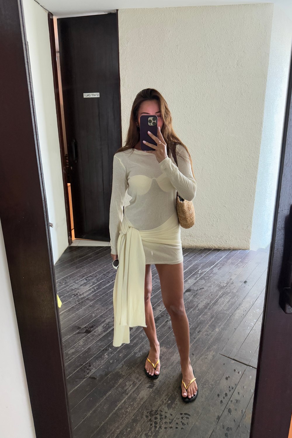 ÖNÜ BAĞLAMALI SİMLİ ELBİSE