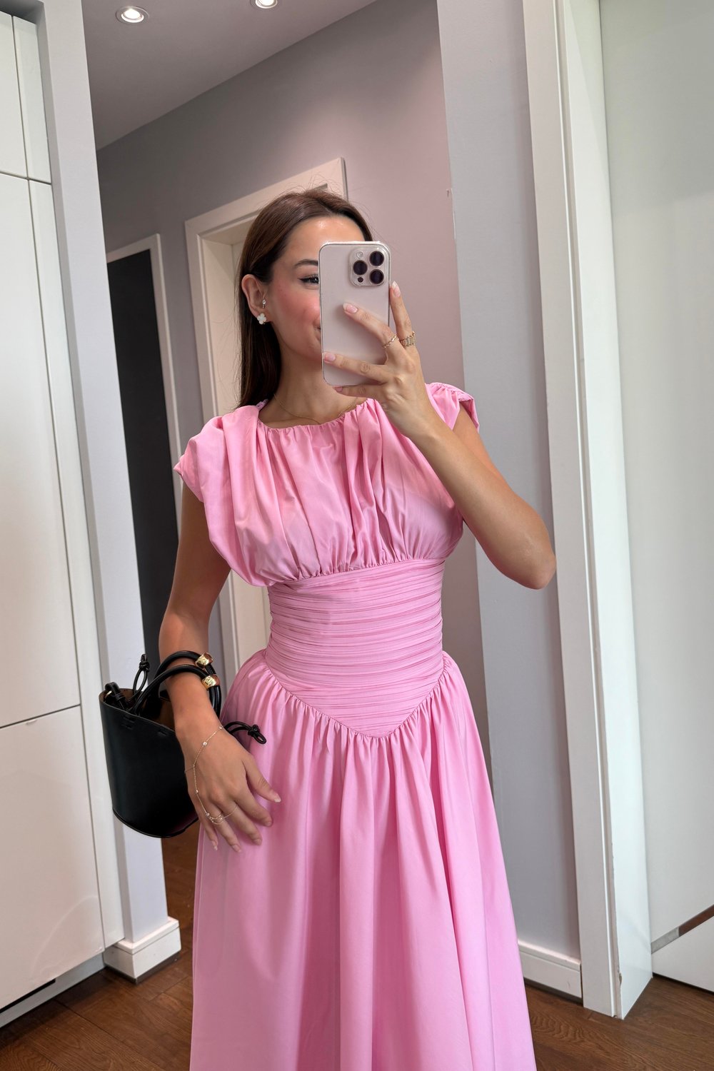 TASARIM PEMBE ELBİSE