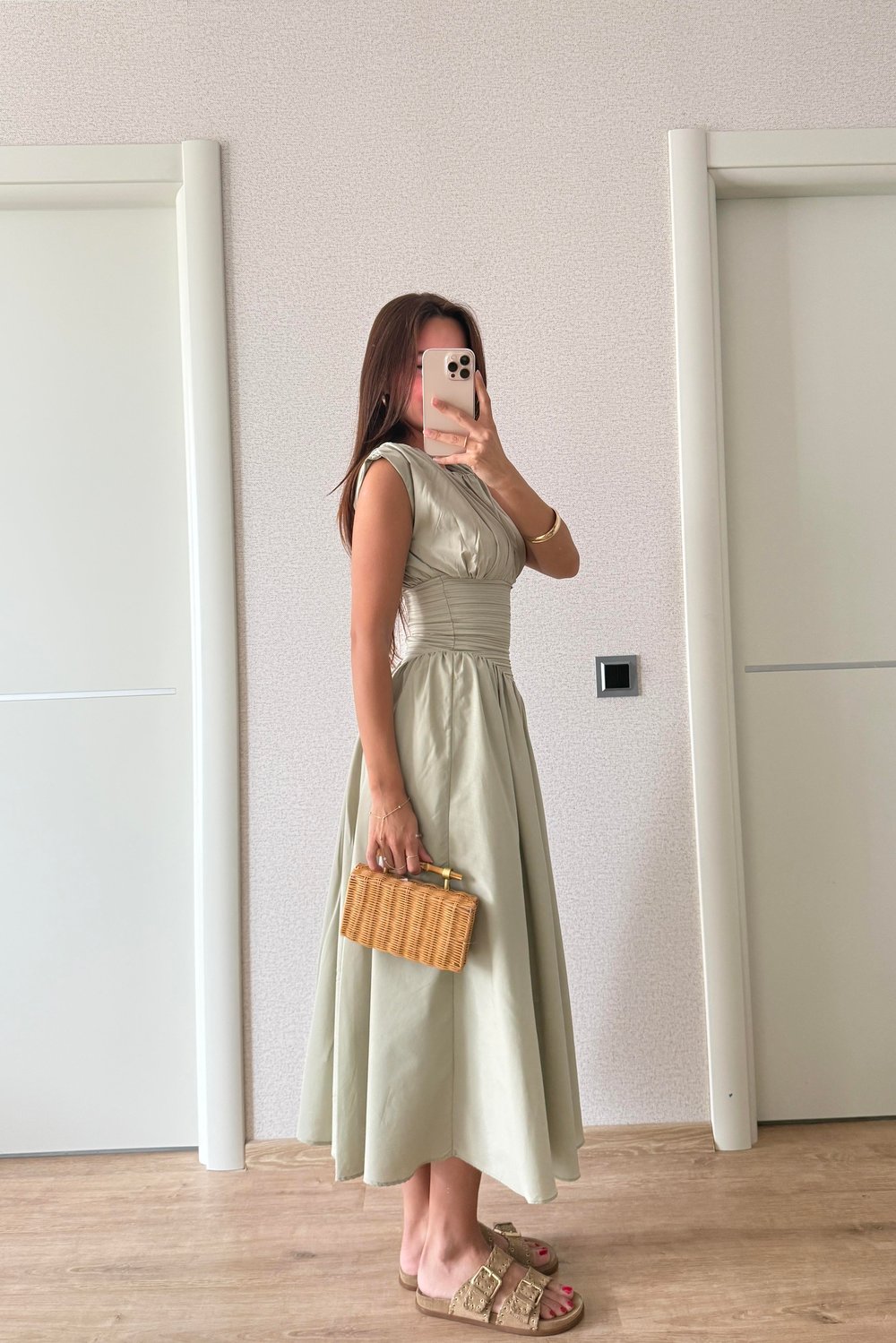 TASARIM YEŞİL ELBİSE