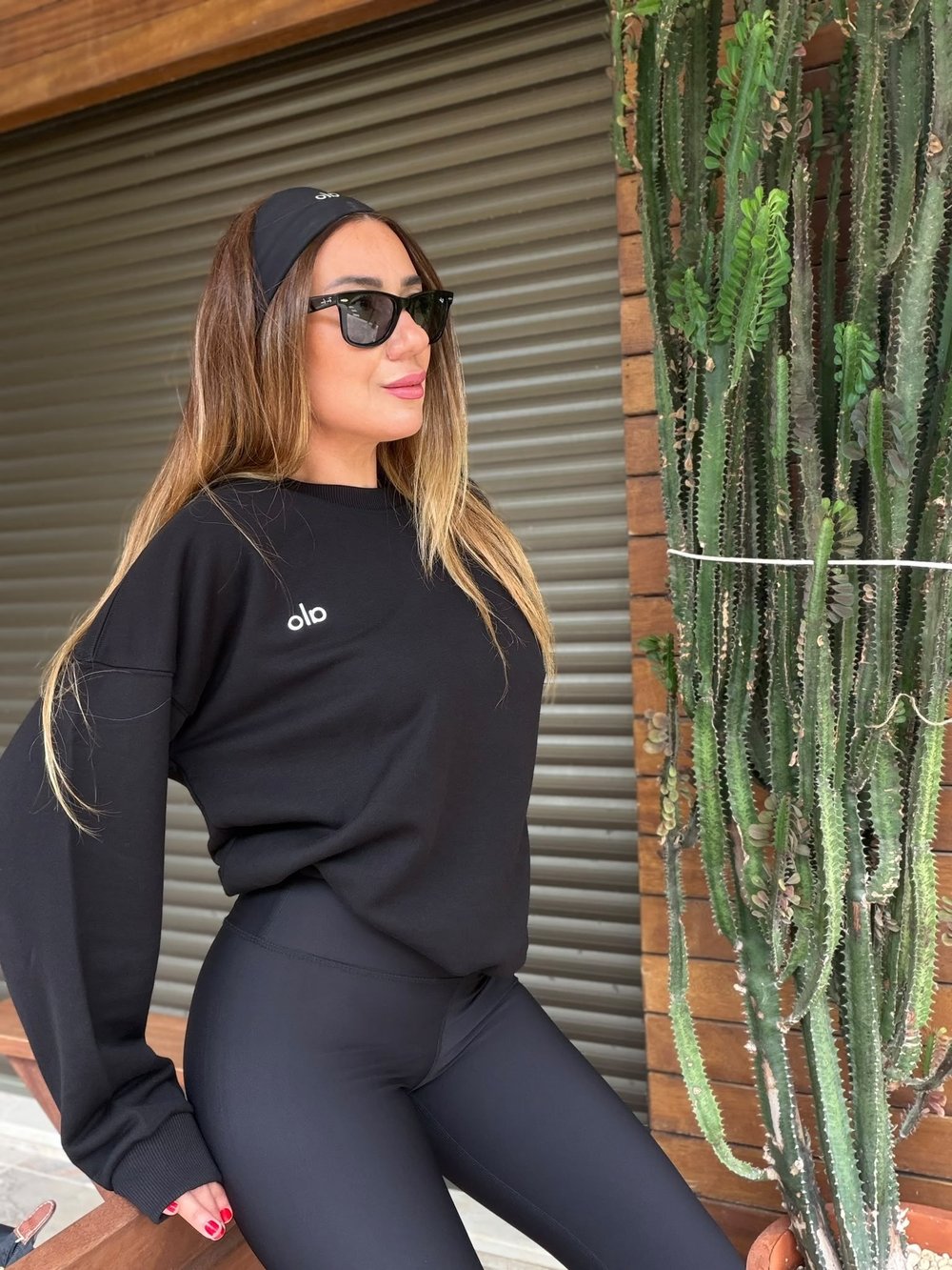 Gümüş Logolu Basic Sweatshirt