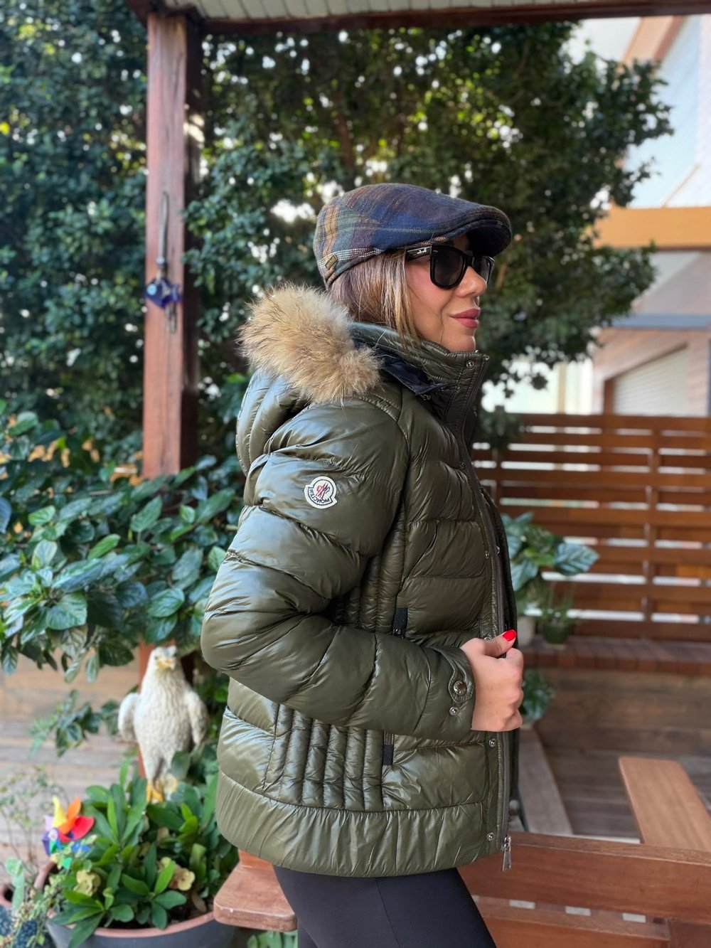 Klasik Marka Logolu Düğme Kapamalı Şişme Mont
