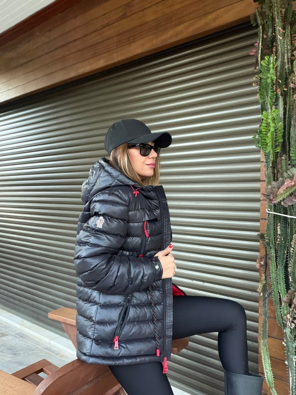 Kolda Nakış Logo Bel Büzmeli Şişme Mont