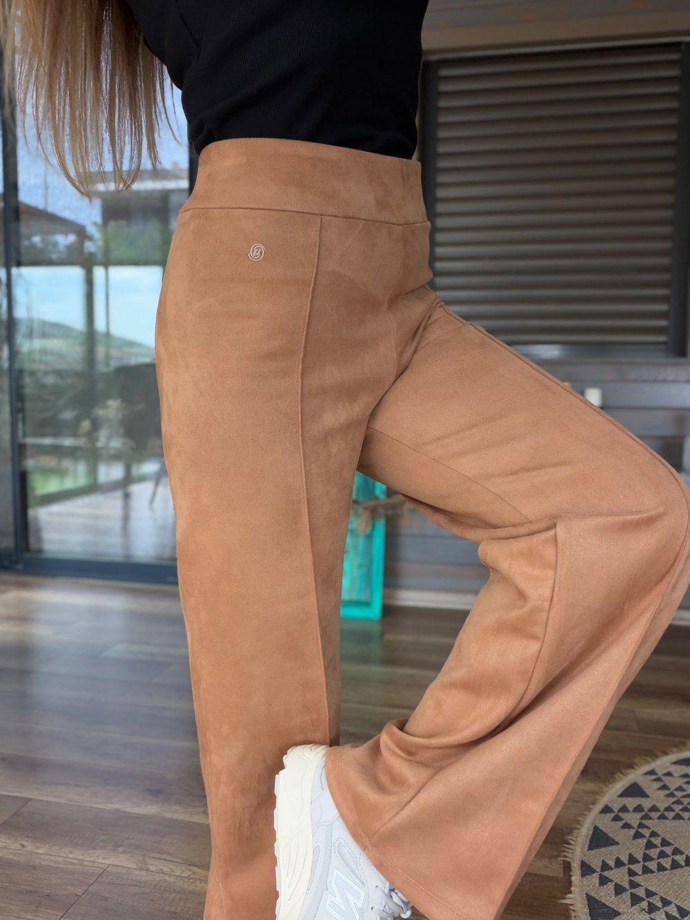 Nakış Logolu Geniş Paça Süet Pantolon