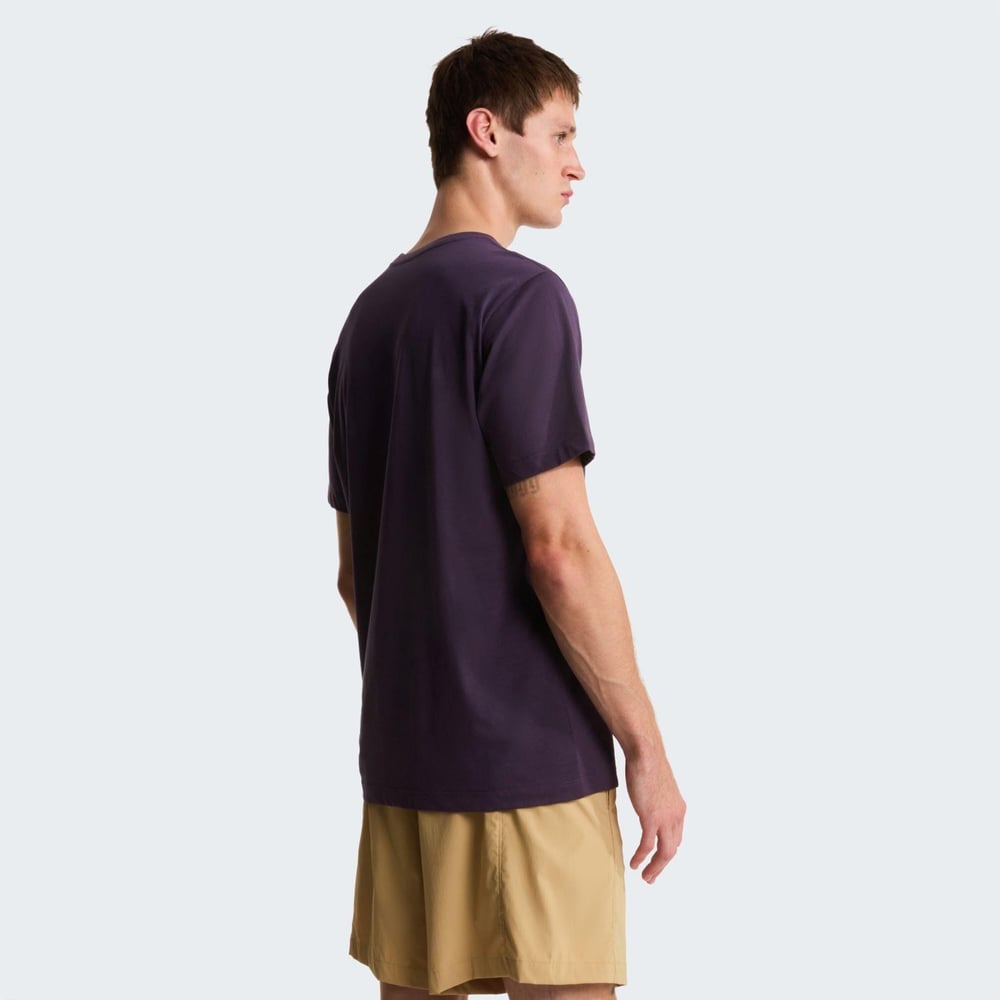 The North Face M EVOLUTION SIMPLE DOME REGULAR Erkek Tişört NF0A8CZ2G5O1