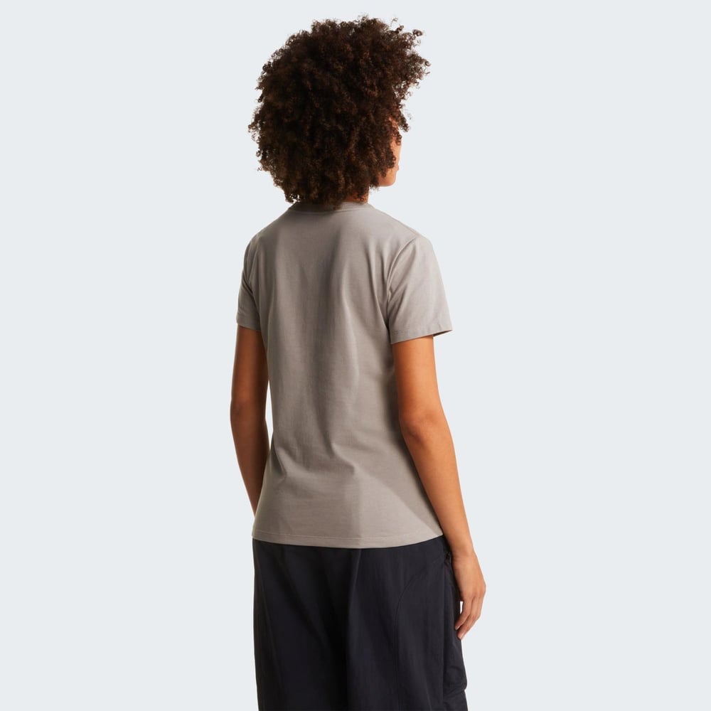 The North Face W EVOLUTION SIMPLE DOME SLM SHORT SLEEVE Kadın Tişört NF0A8FX72MB1