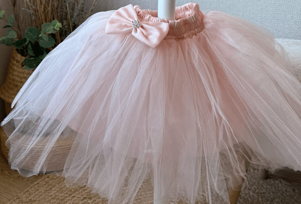 PEMBE KURDELE DETAYLI TÜTÜ ETEK