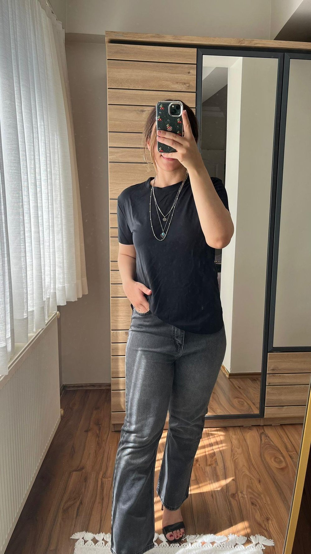 Siyah Marka Model İspanyol Paça Jean