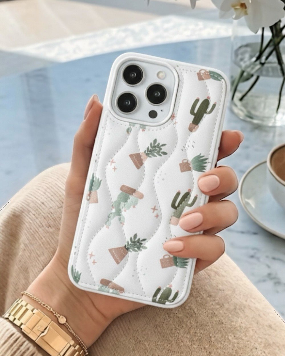 Telefon KılıfıIphone Uyumlu Kapitone Çiçek Desenli Kılıf