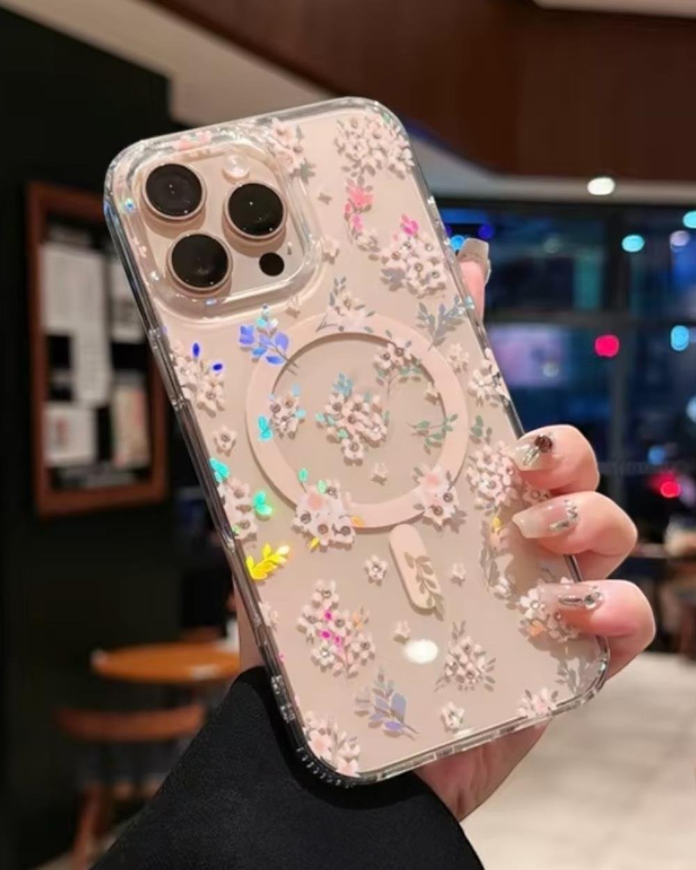 Iphone Uyumlu Sert Şeffaf Hologramlı Magsafe Destekli Kılıf