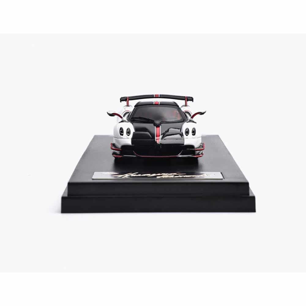 1:64 Pagani Huayra Roadster Model Araba
