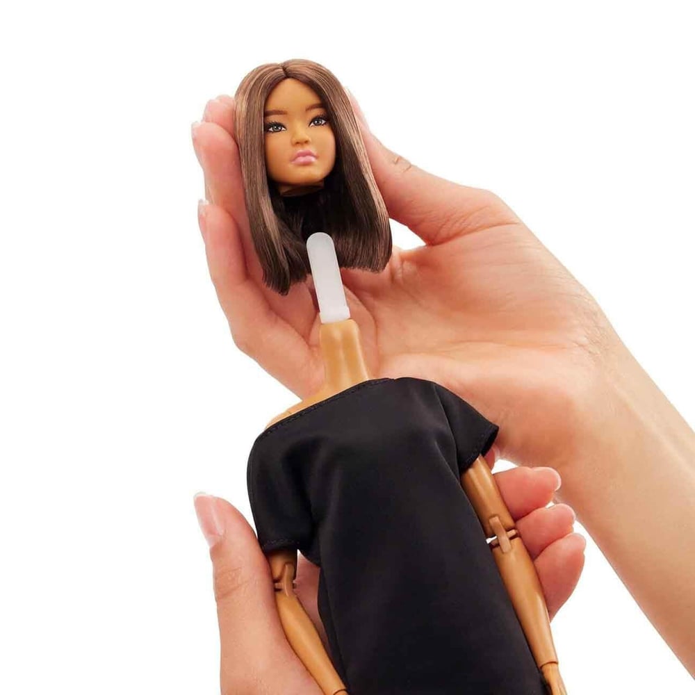 Barbie Basics İkonik Koleksiyon Bebeği Model