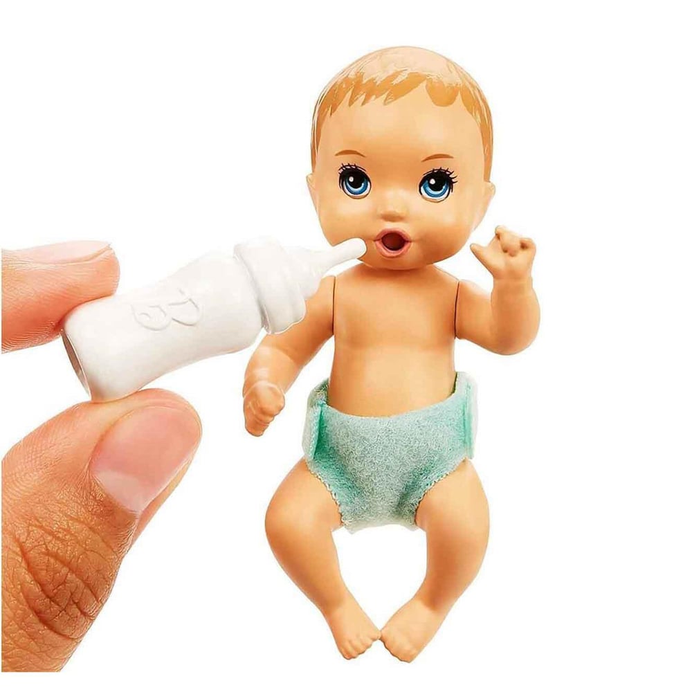 Barbie Skipper Bebek Bakıcılığı Beşikli Oyun Seti