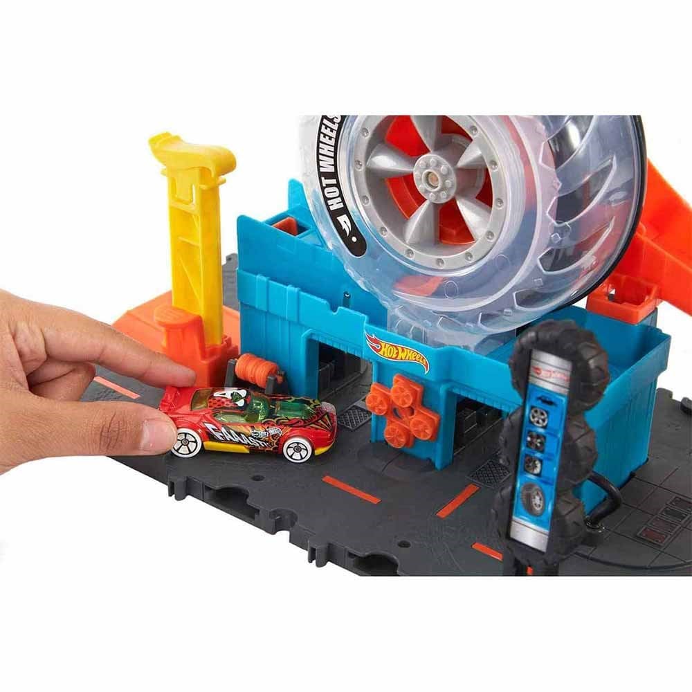 Hot Wheels Tekerlek Kulesi Pisti