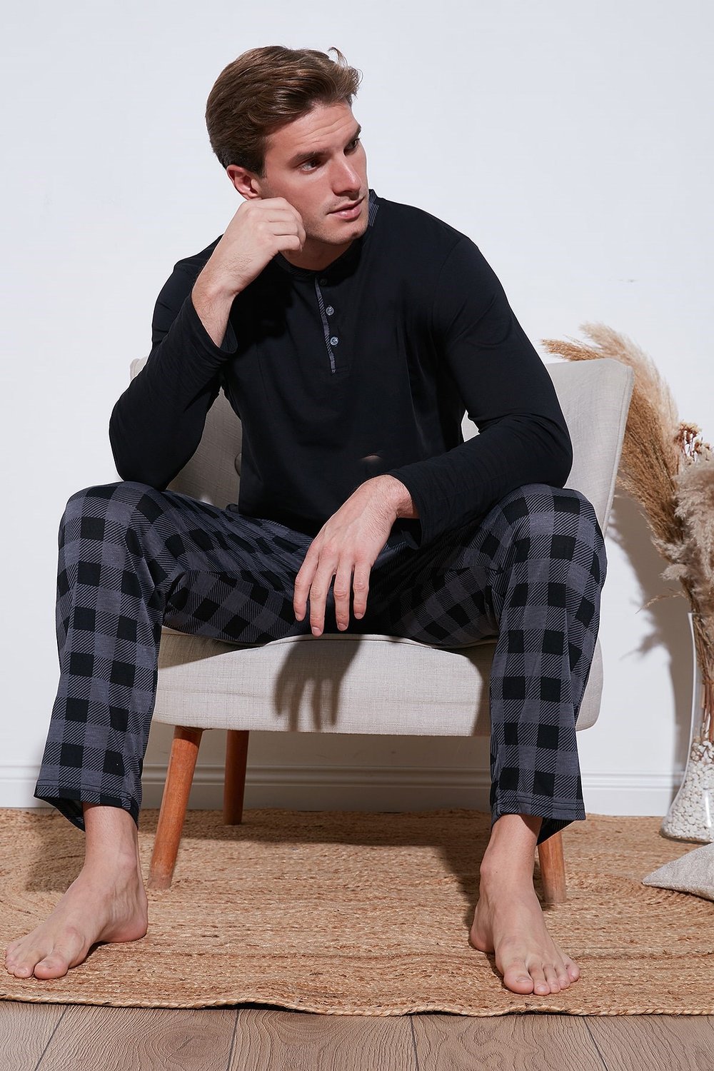 Ekoseli Pamuklu Regular Fit Uzun Kollu Erkek Pijama Takımı 60961005 SİYAH
