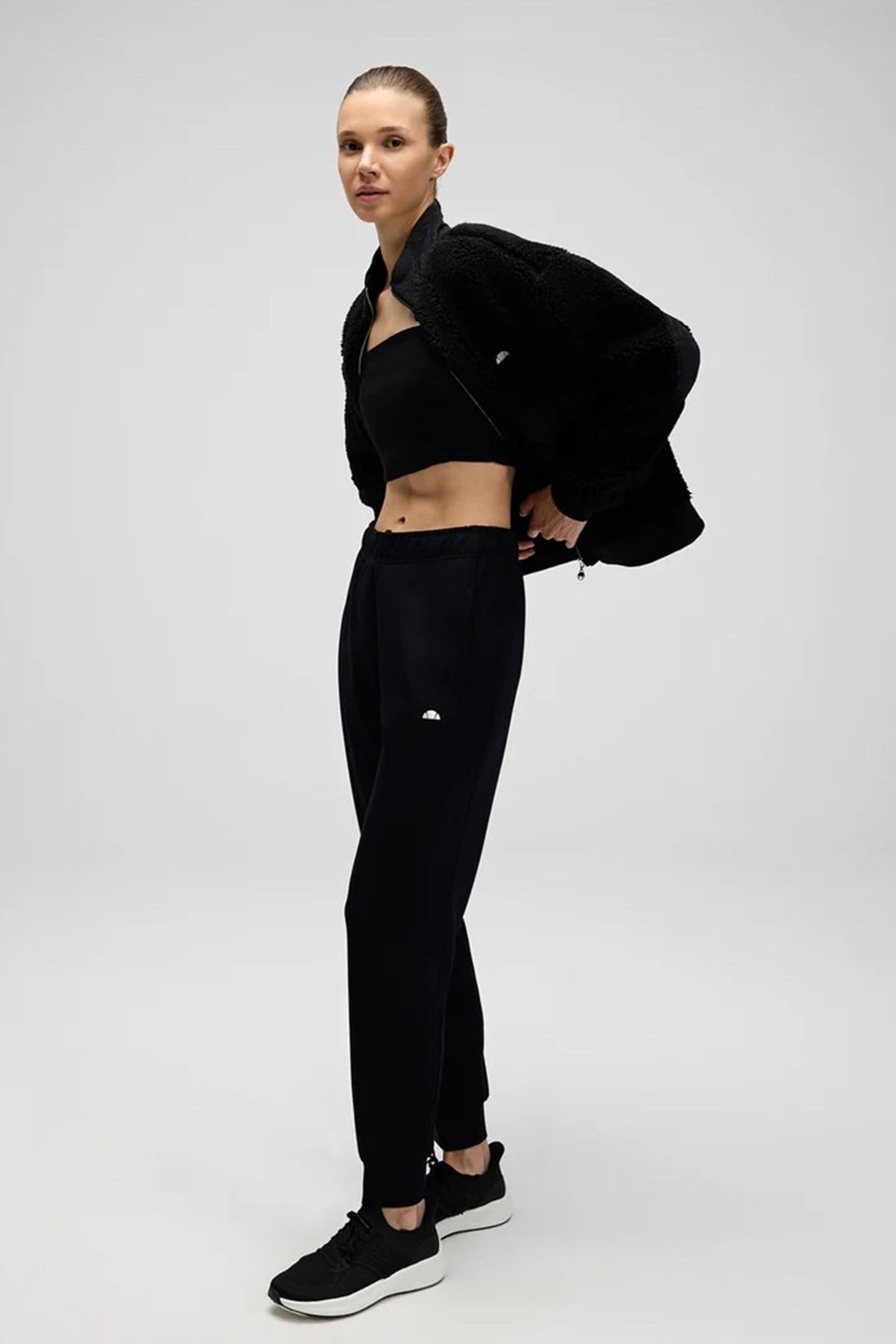 Ellesse Pamuklu Regular Fit Normal Bel Ribanalı Paça Bayan Eşofman Altı EF532-BK SİYAH