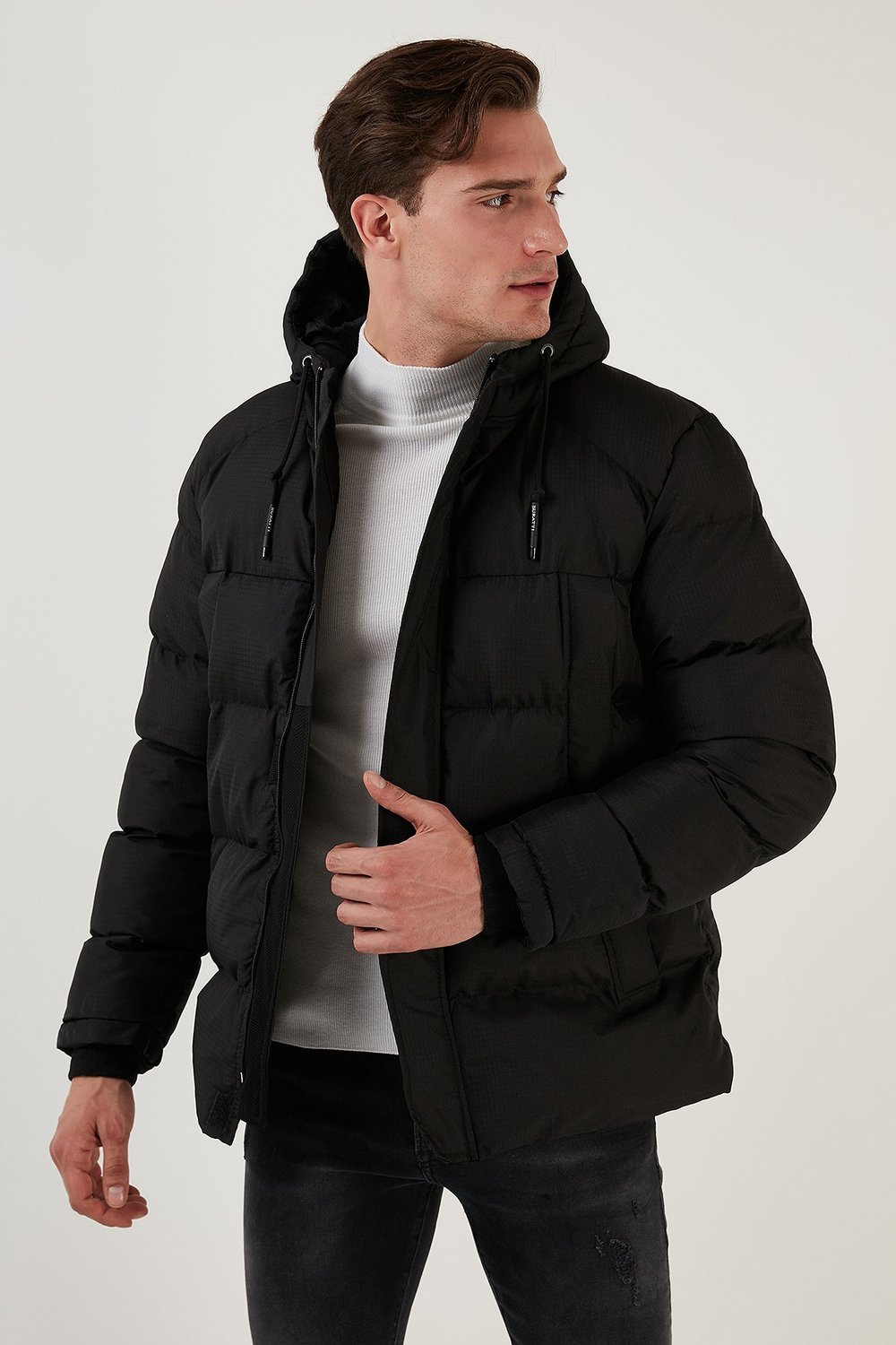 Fermuarlı Cepli Slim Fit Kapüşonlu Şişme Erkek Mont 5711050 SİYAH