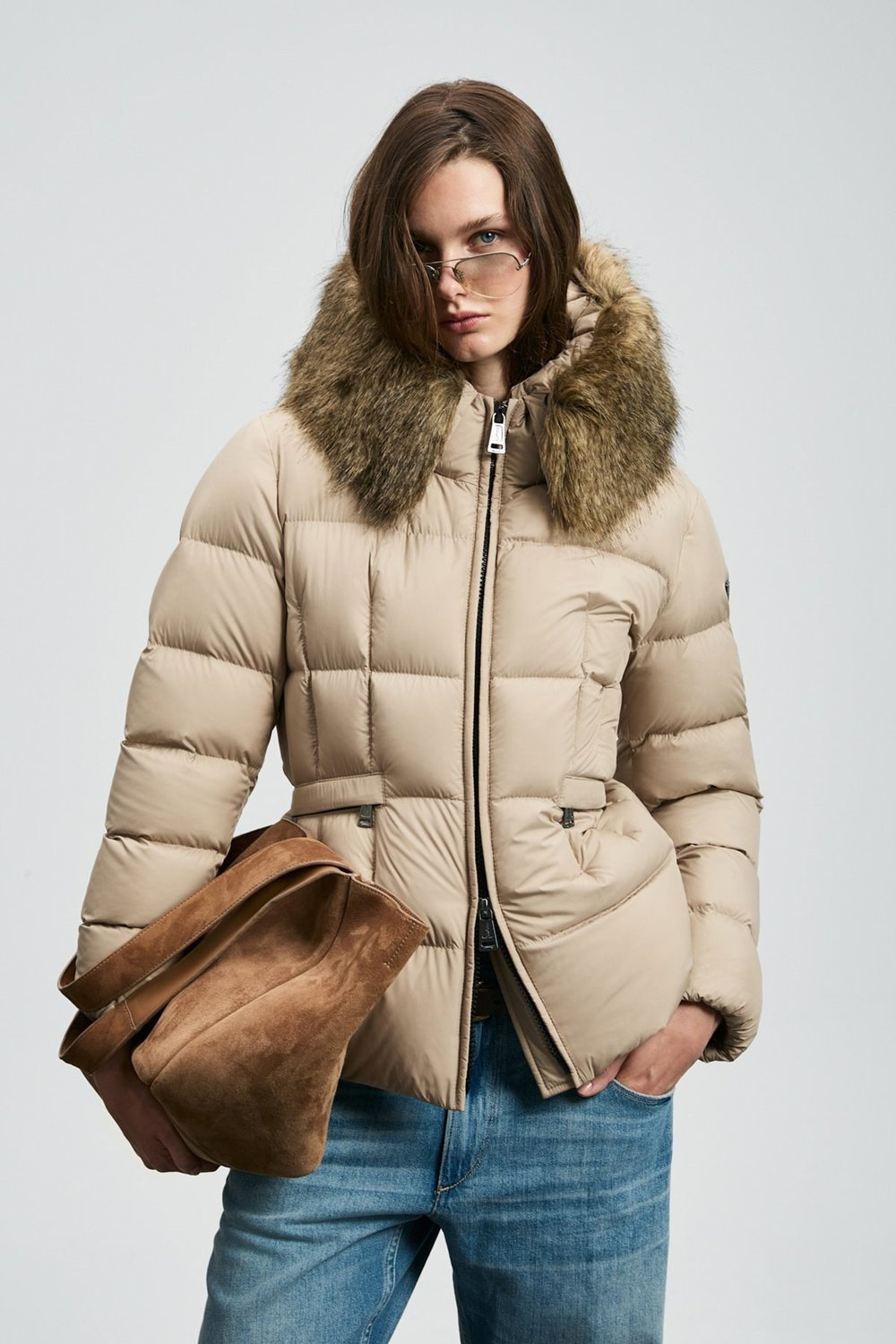 Kapitoneli Relaxed Fit Tüylü Yaka Kadın Mont 122120042 BEJ