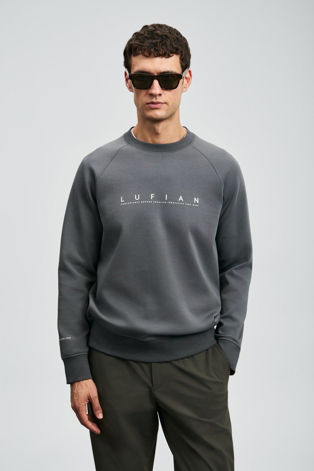 Lufian Pamuklu Regular Fit Bisiklet Yaka Erkek Sweat 112030177 KOYU GRİ