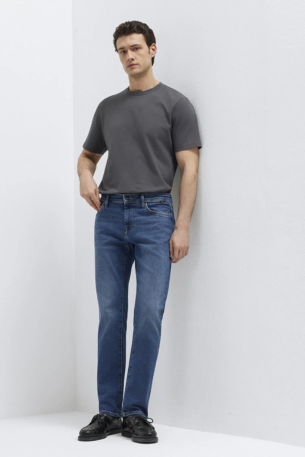 Martın Pamuklu Regular Straight Fit Normal Bel Düz Paça Jeans Erkek Kot Pantolon 00378A3044 LACİVERT