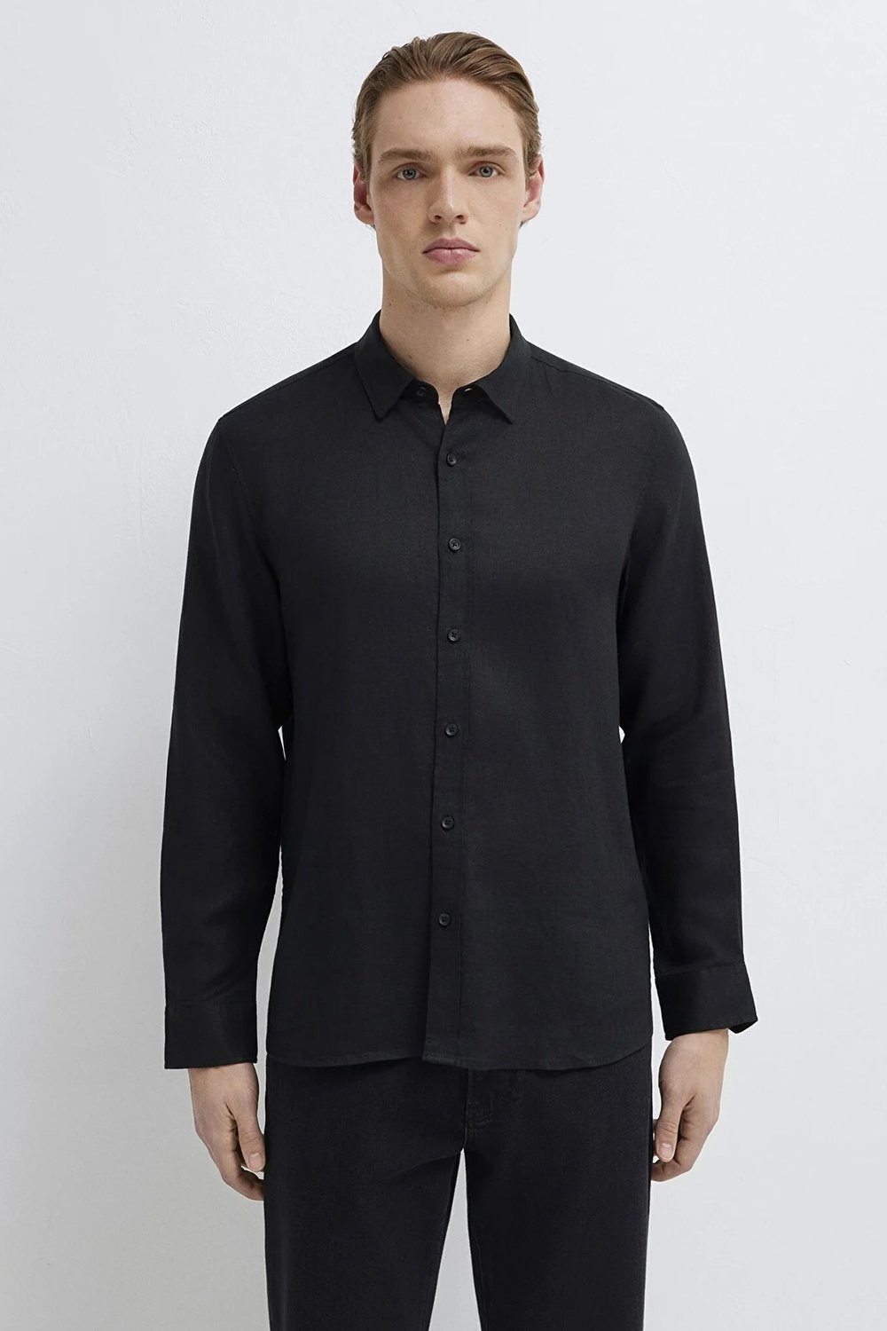 Mavi % 100 Keten Regular Fit Klasik Yaka Uzun Kollu Erkek Gömlek 0211909-900 SİYAH
