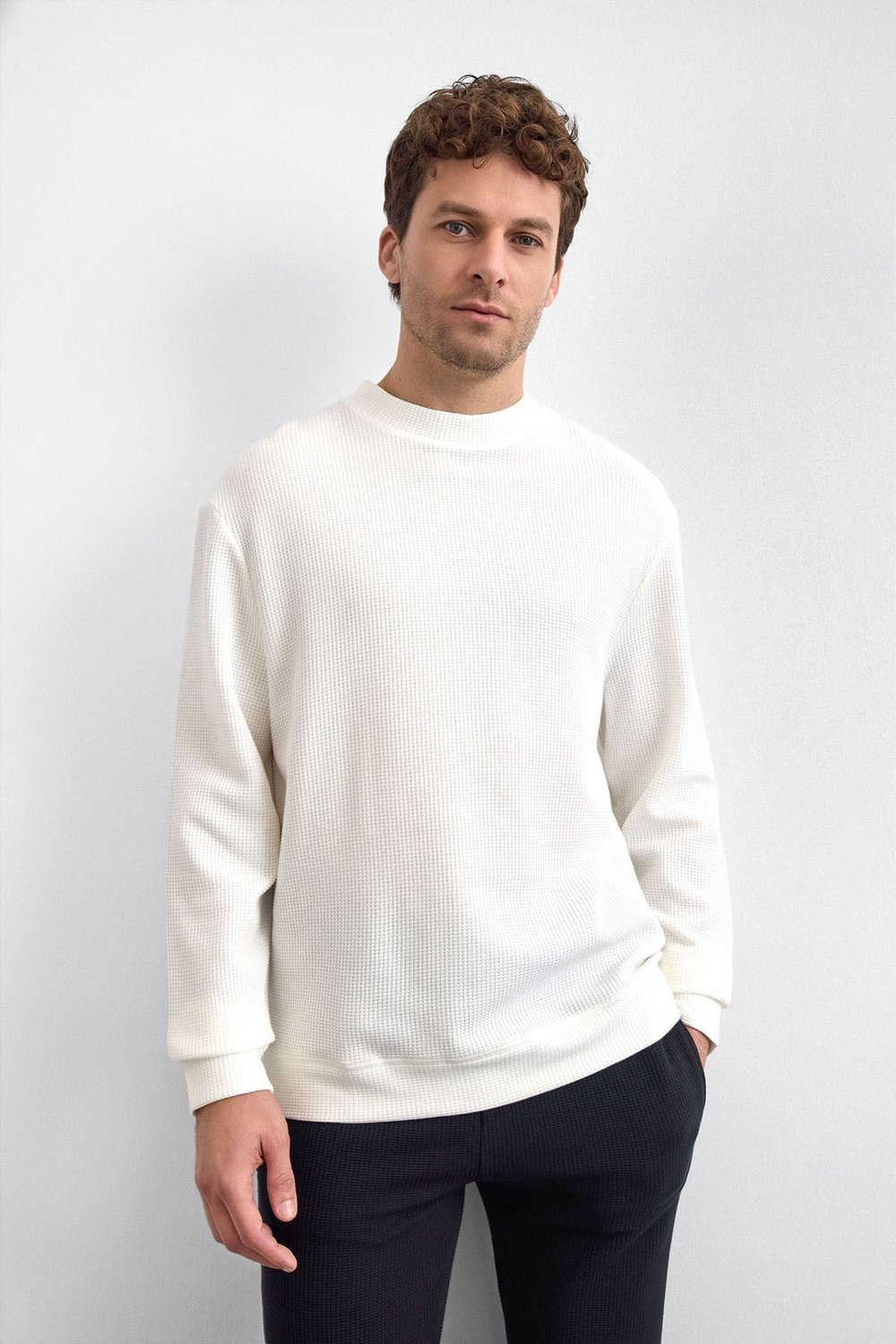 Pamuklu Oversize Fit Bisiklet Yaka Erkek Sweat B35W12007 117 EKRU