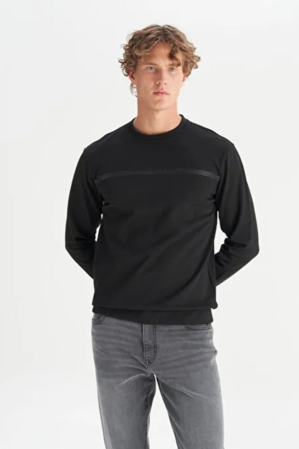 Pamuklu Regular Fit Bisiklet Yaka Erkek Sweat GW2520534 001 SİYAH
