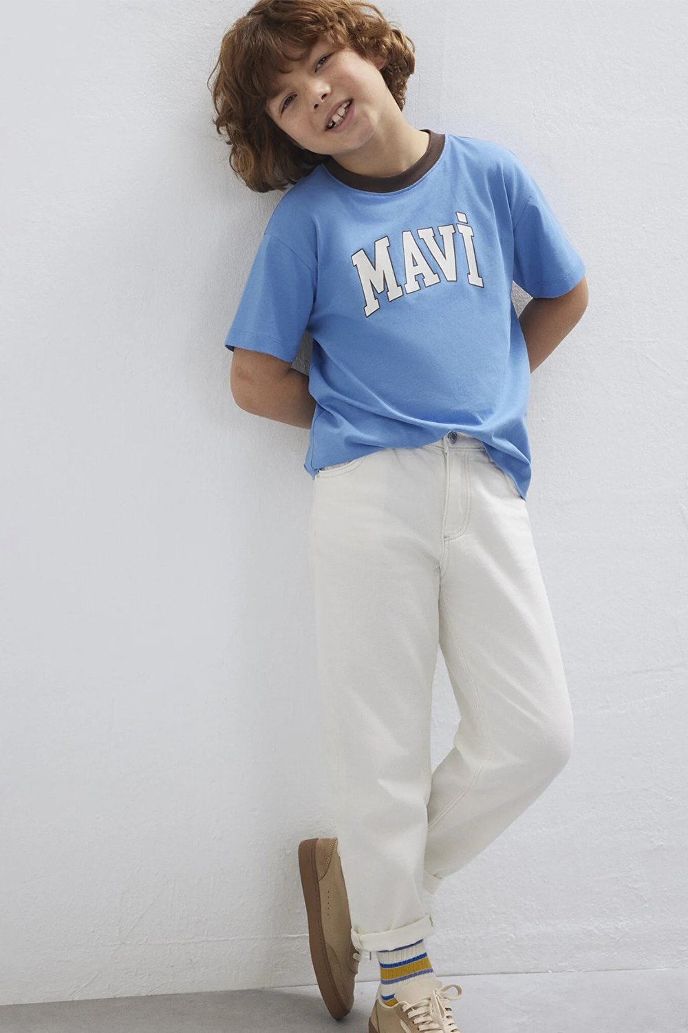 Rahat Kesim % 100 Pamuk Bisiklet Yaka Logolu Erkek Çocuk T Shirt 6610417-70724 MAVİ