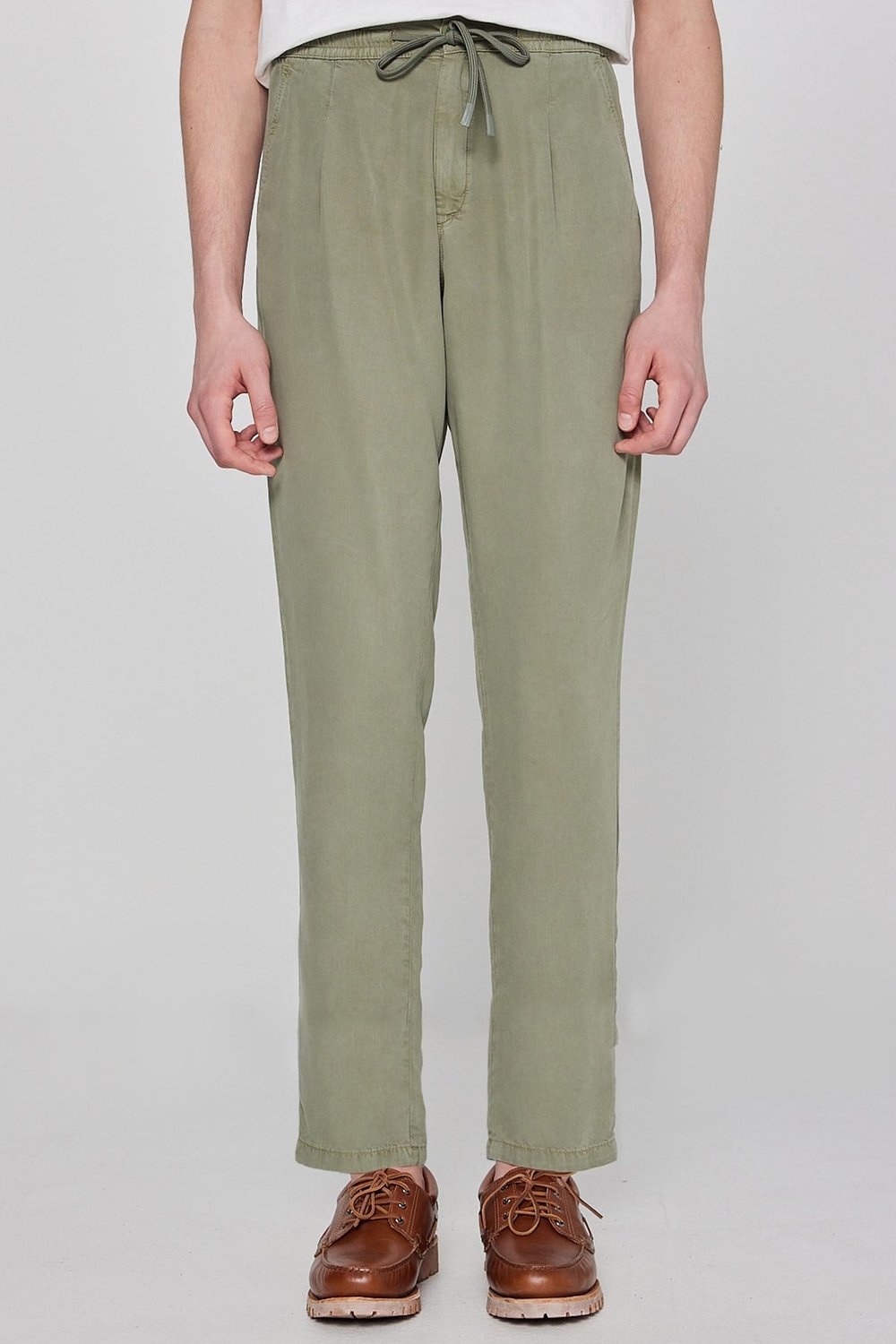 Wrangler Regular Fit Normal Bel Düz Paça Erkek Pantolon W2610167 X45 Olive