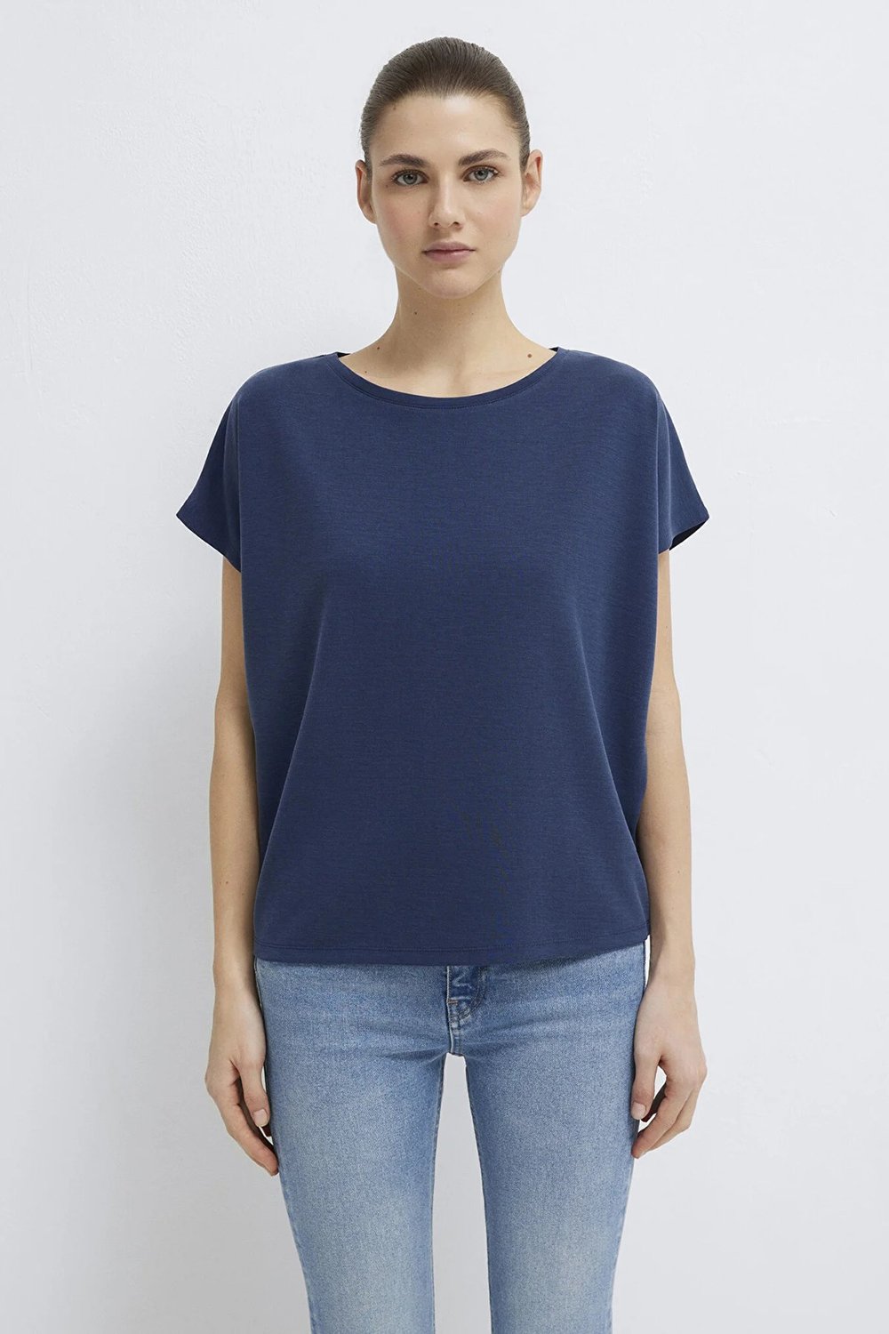 Yuvarlak Yaka Bol Rahat Kadın T Shirt 167245-70487 LACİVERT