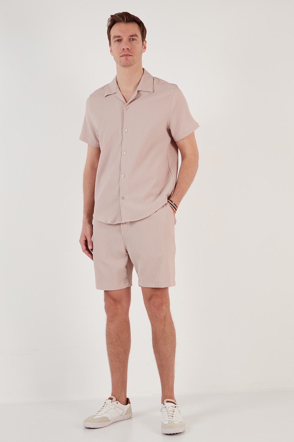 Belden Bağlamalı Cepli Slim Fit Erkek Short CF24S657850 BEJ