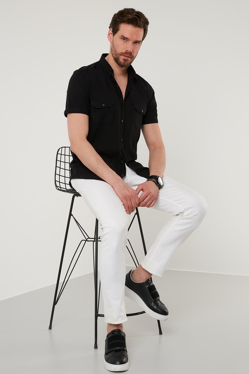 Buratti Düğmeli Yaka Pamuklu Slim Fit Cepli Erkek Gömlek CF21S111153 SİYAH
