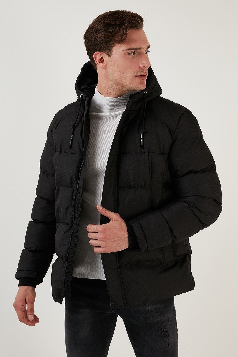 Fermuarlı Cepli Slim Fit Kapüşonlu Şişme Erkek Mont 5711050 SİYAH