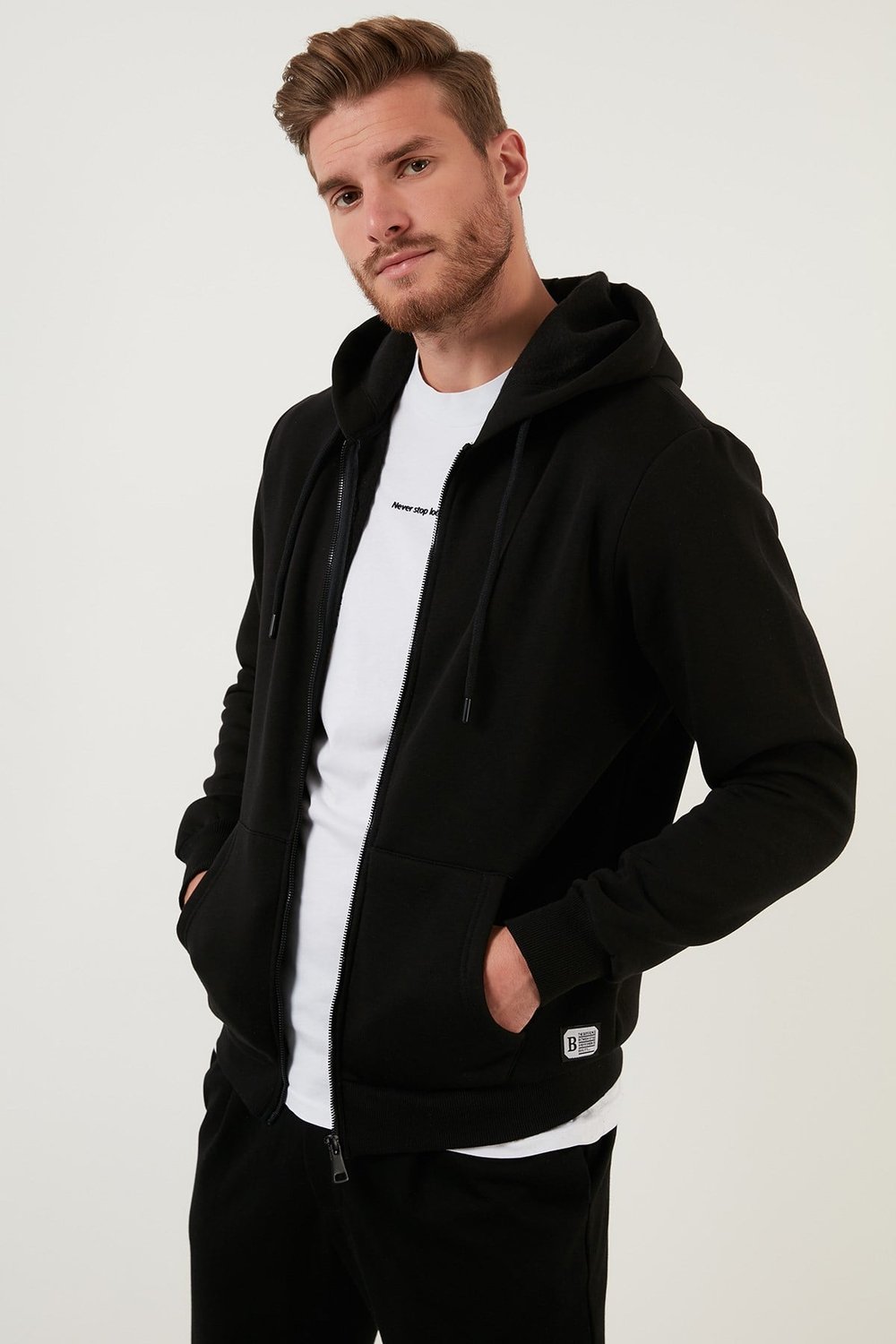 Regular Fit Kapüşonlu Fermuarlı İçi Tüylü Yumuşak Şardonlu Kışlık Erkek Sweat 59053403W4 SİYAH