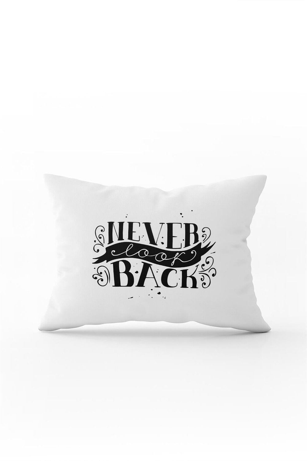 Beyaz Siyah Never Look Back Yazılı Dijital Baskı Kırlent Yastık Kılıfı - CGH419-3550 Çift Tarafı Baskılı