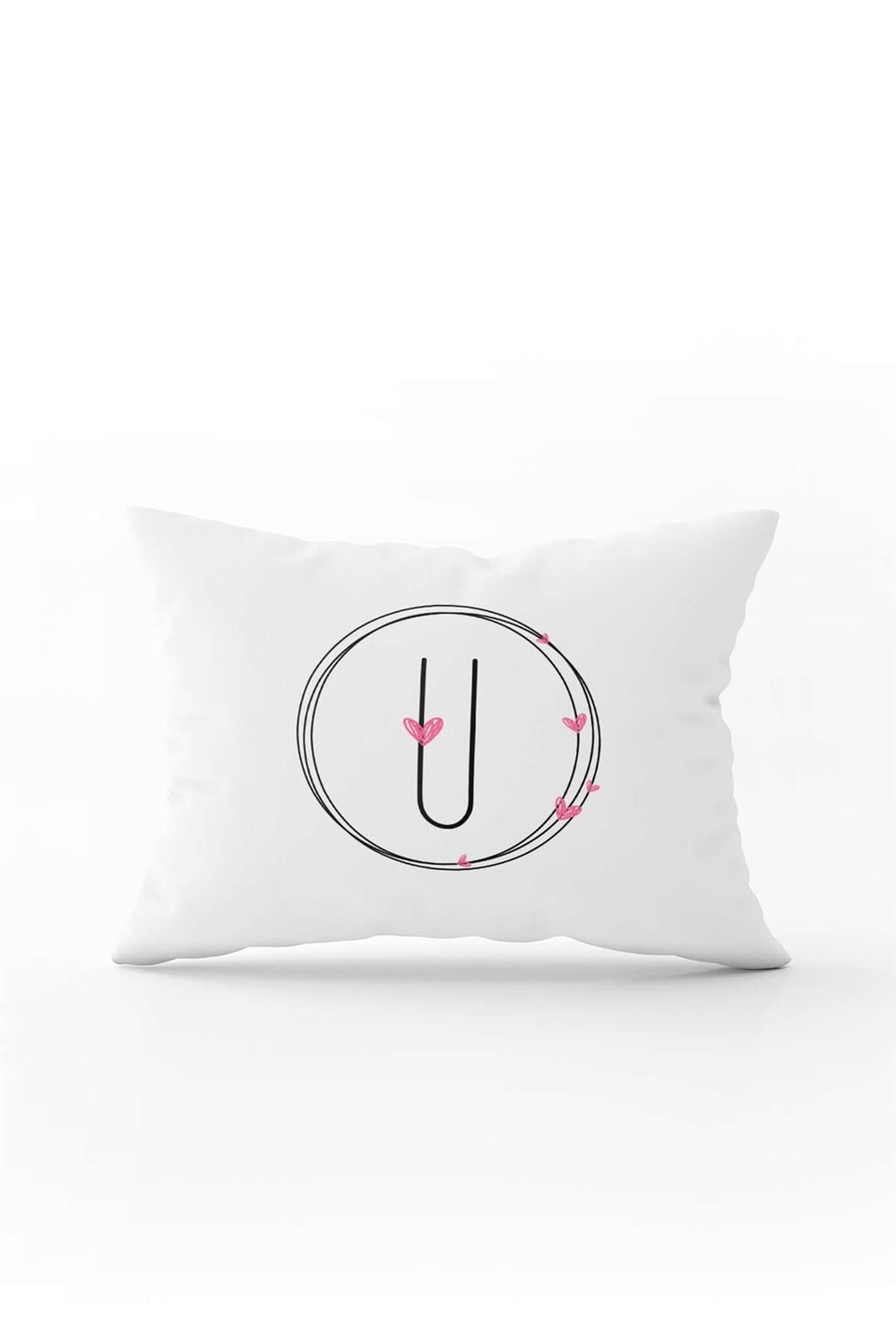 Pembe Kalpli Siyah Harfli Çift Tarafı Dijital Baskılı Kırlent Kılıfı U Harfi