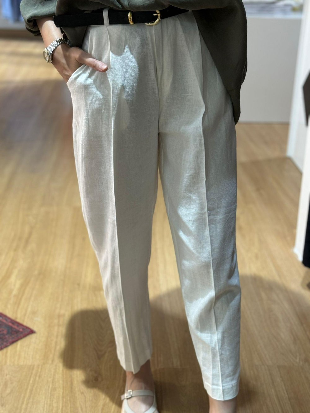 KETEN KEMERLİ BEYAZ PANTOLON