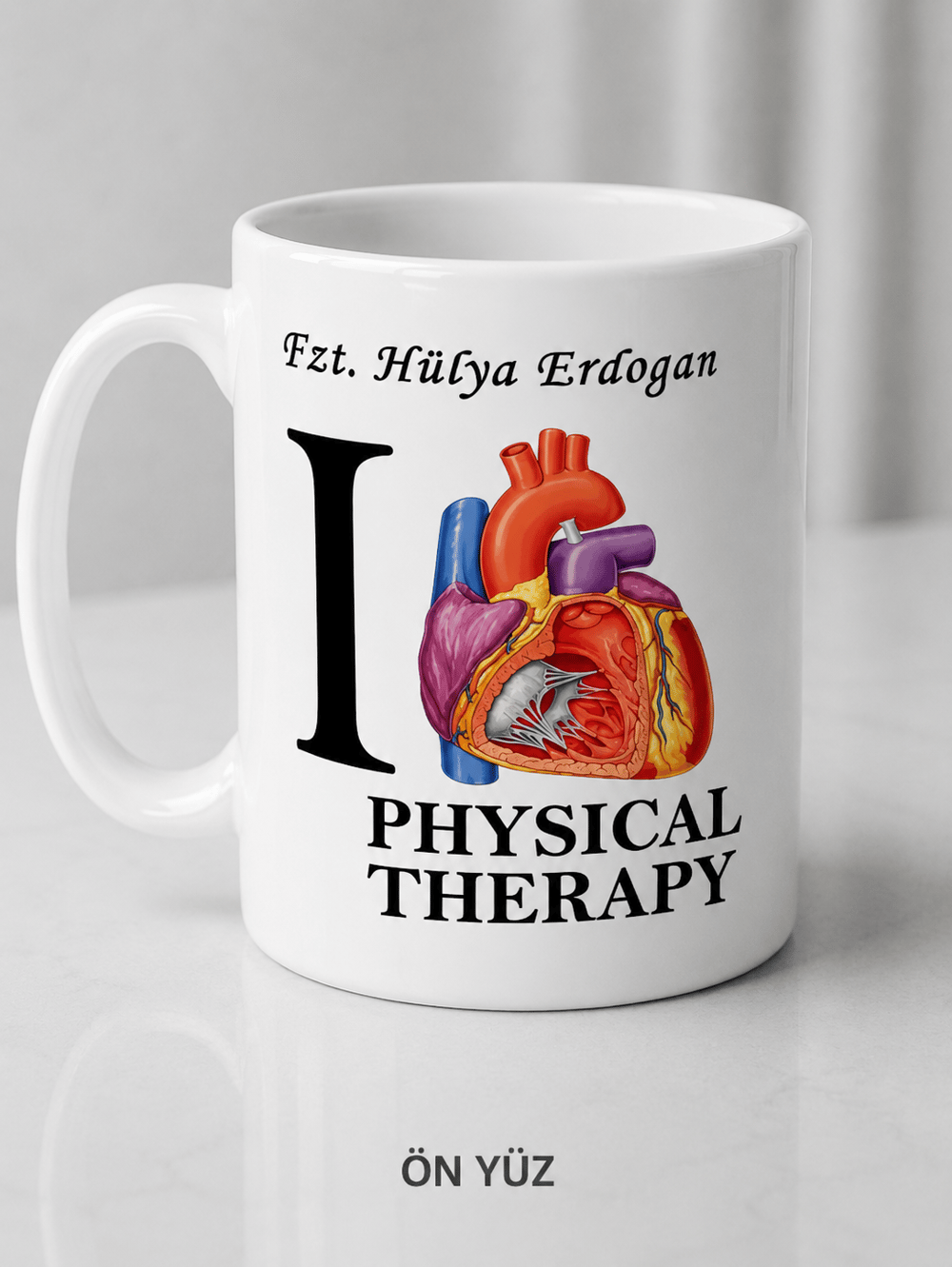 I Love Fizyoterapist Kupası (İsme Özel)