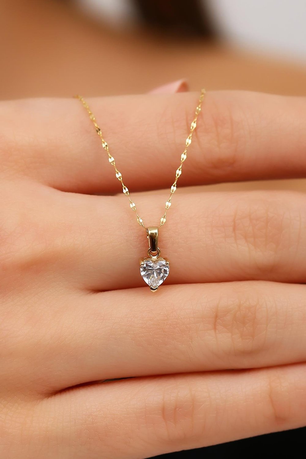 14 Ayar Altın Kalp Zarif Kolye