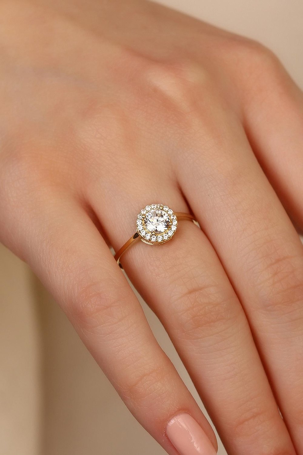 14 Ayar Altın Solitere Yüzük 